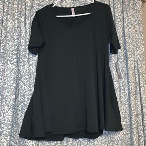 LuLaRoe NOIR Black Perfect Tee